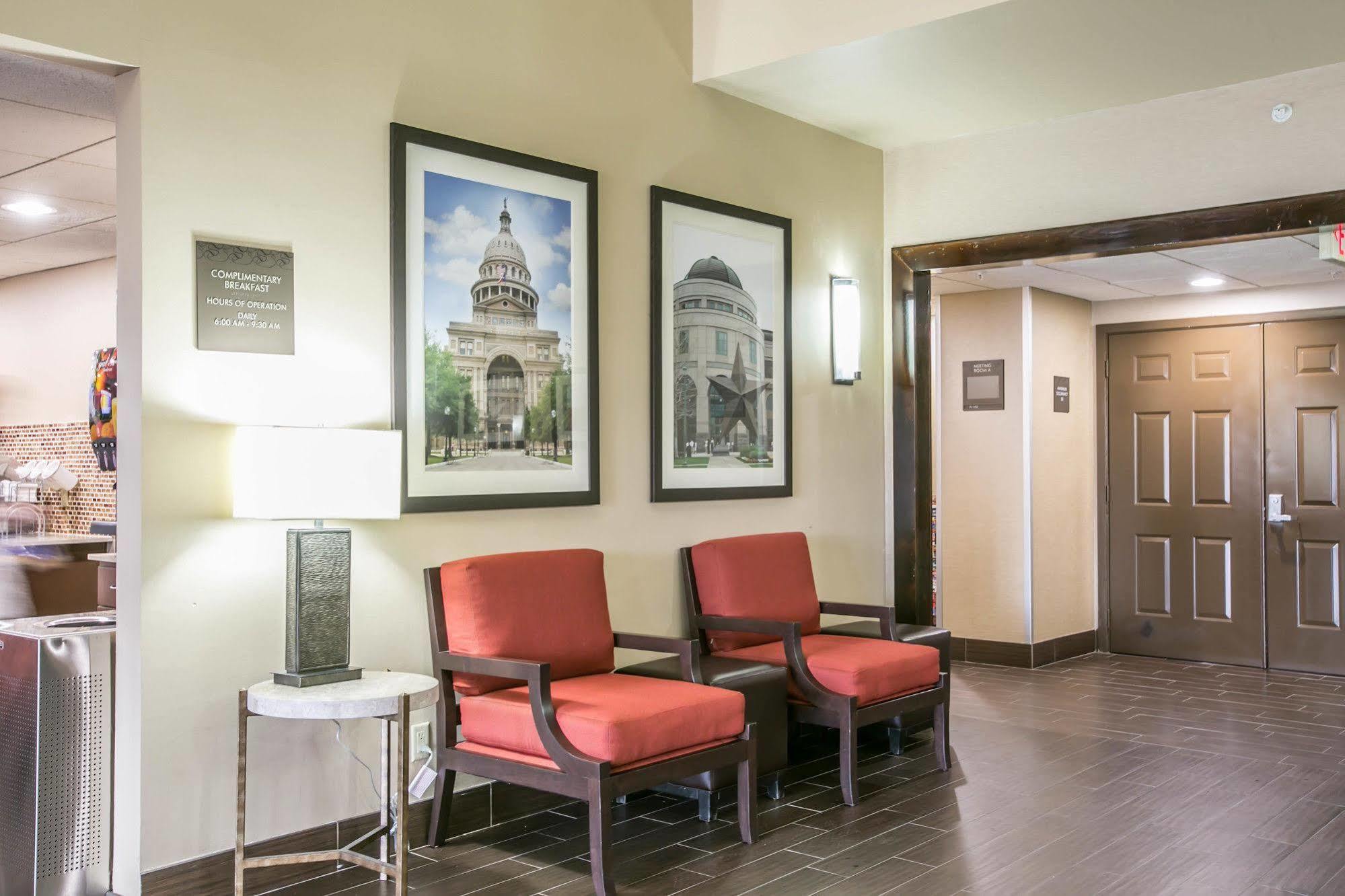 Comfort Suites Austin Nw Lakeline Zewnętrze zdjęcie
